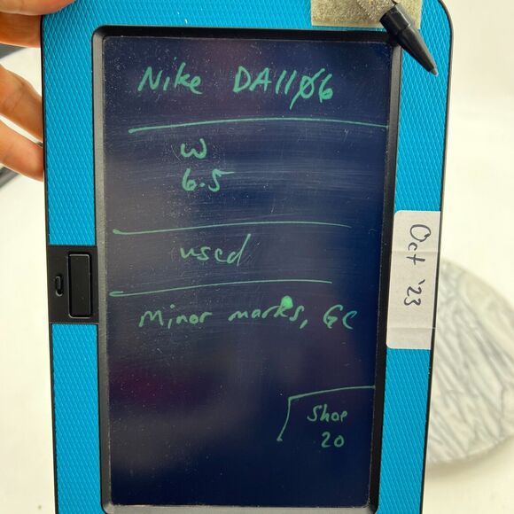 Nike Running Shoe Womens 6 Quest 4 White Mesh Athletic Training DA1106-102 - Picture 10 of 11